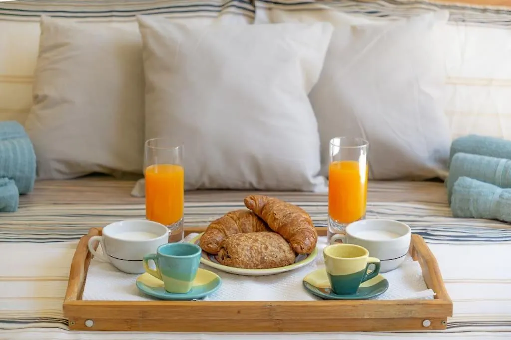 Casa Gelso - Garden, Free Wi-Fi, Ac, 3 Bedroom Vada 0*,  Italy