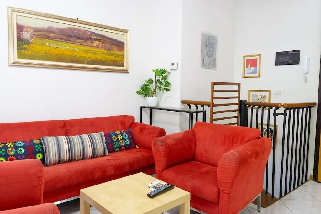 Casa Gelso - Garden, Free Wi-Fi, Ac, 3 Bedroom Vada 0*,  Italy